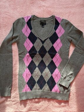 Tommy Hilfiger V-Neck Argyle Sweater 100% Pima Cotton- Pink & Gray